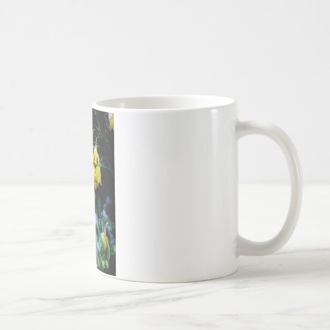 Caneca De Café Flores amarelas Daffodils na neve (Direita)