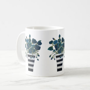 Caneca De Café Flores azuis com belas artes listradas do vaso