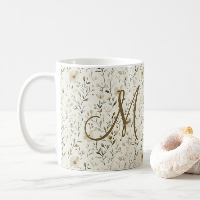 Caneca De Café Flores Boho Neutras Monograma Flores Silvestres  (Com Donut)