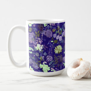 Caneca De Café Flores com atmosfera elegante e misteriosa