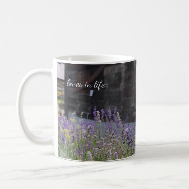 Caneca De Café Flores de lavanda e Forno de Madeira Velho (Esquerda)