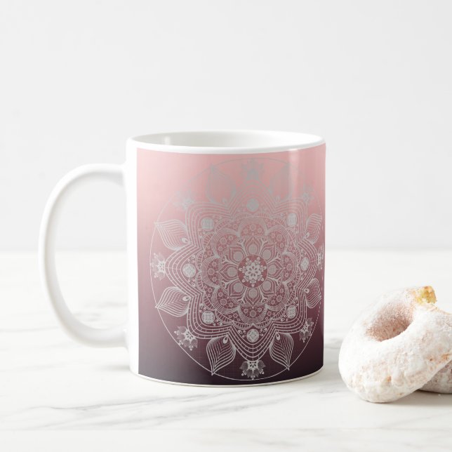 Caneca De Café Flores, Folhas, Palavras Florais de rendas brancas (Com Donut)