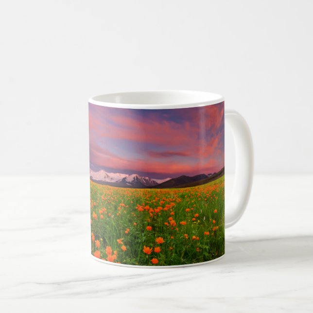 Caneca De Café Flores | Montanhas com paisagens de flores silvest (Frente Esquerda)