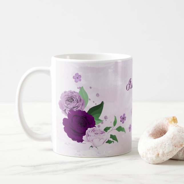 Caneca De Café Flores roxas românticas verdejante  (Com Donut)