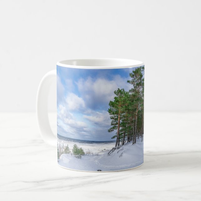 Caneca De Café Floresta de pinheiros perto da costa marítima da L (Frente Esquerda)