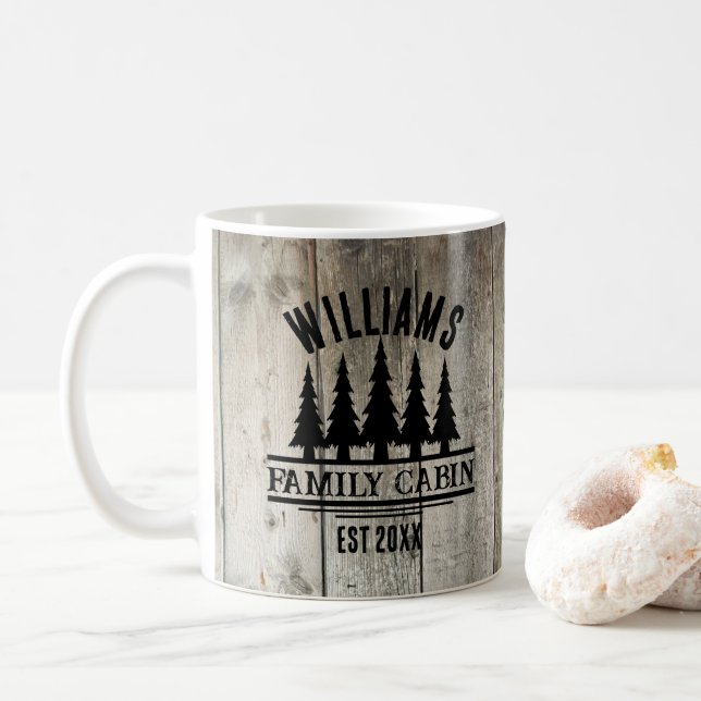 Caneca De Café Floresta Rústica Nome Personalizado Cabine Família (Com Donut)
