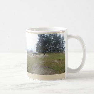 Caneca De Café Fogggy Heathland com Panorâmica Bench