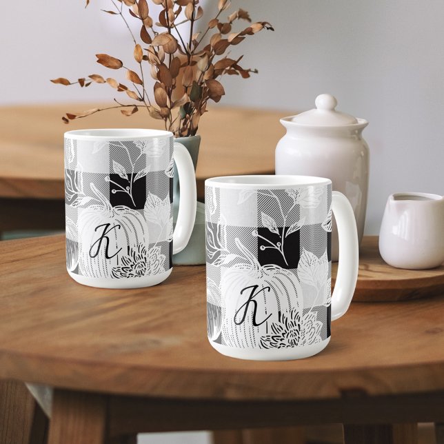 Caneca De Café Folhagem de outono Flores e Bombeiros Xadrezes Pre (Fall Foliage Autumn Flowers & Pumpkins Black Plaid Coffee Mug
)