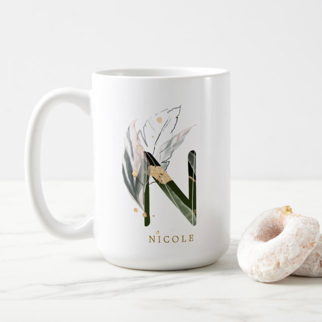 Caneca De Café Folhagem tropical Monograma - Letra "N" Personaliz (Com Donut)