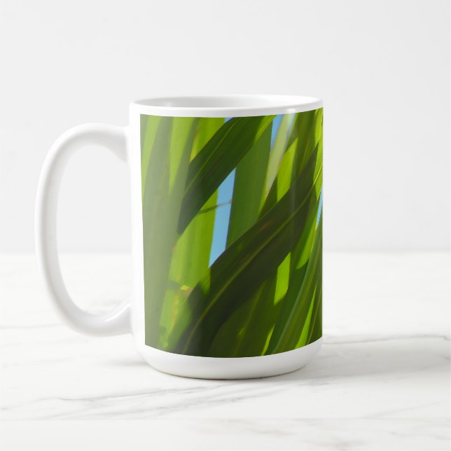 Caneca De Café Folhas Verdes, Luz Solar e Céu Azul (Esquerda)