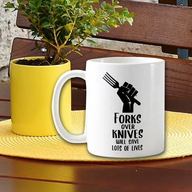 Caneca De Café Forks sobre Knives, Ativismo Vegano (Criador carregado)