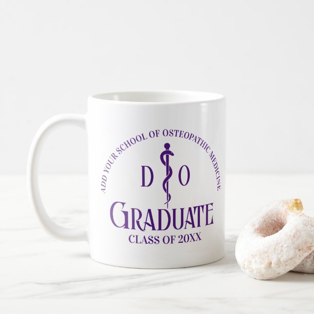Caneca De Café Formando da Faculdade de Medicina Osteopática Roxo (Com Donut)