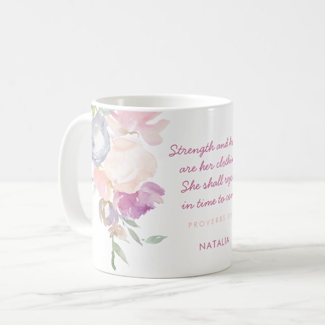Caneca De Café Fortalecimento e honra Proverbs 31 Pastel Floral (Frente Esquerda)