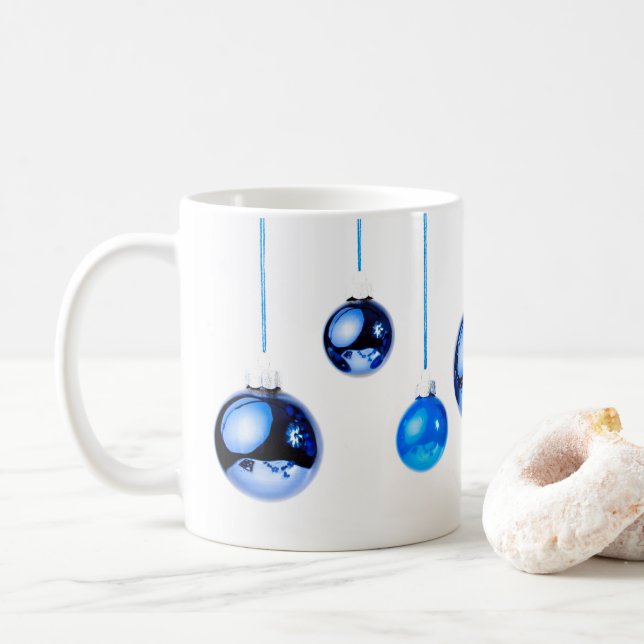 Caneca De Café Foto das bolas de decoração de Natal Azul (Com Donut)