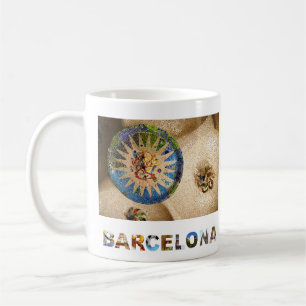Caneca De Café Foto de Guell do parque de Gaudi da espanha de