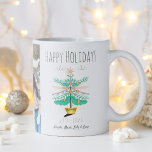 Caneca De Café Foto de Natal Feliz Feriado do Retro Pastel<br><div class="desc">Árvore de Natal retrô verde e rosa com sotaques de ouro. Um presente perfeito de caneca de fotos de feriado para amigos e familiares desejarem feriados felizes.</div>