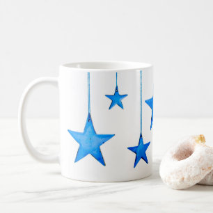 Caneca De Café Foto de ornamentos de estrelas de Natal brancas, a