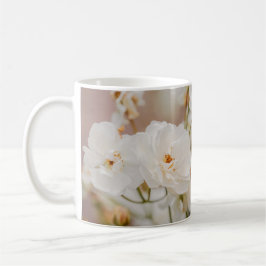 Caneca De Café Foto De Rosas Brancas Elegantes Com Nome Personali