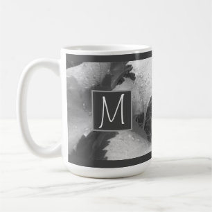 Caneca De Café Foto em preto e branco de fita deixa Cinza inicial