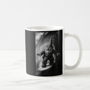 Caneca De Café Foto engraçada de gnomo surfando de self no quadro