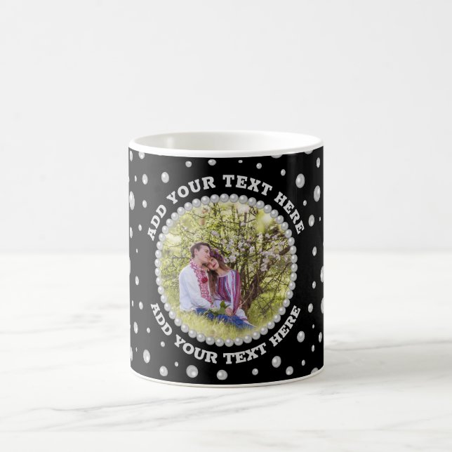 Caneca De Café Foto Personalizada com Círculo de Pérolas em Preto (Centro)