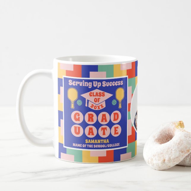 Caneca De Café Foto Personalizada de Graduação de Pickleball Retr (Com Donut)