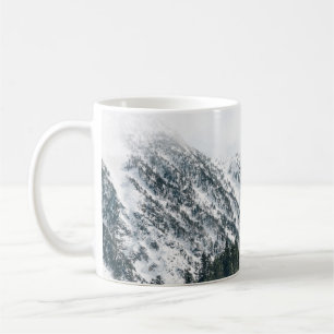 CANECA DE CAFÉ FOTOGRAFIA EM PAISAGEM DAS ÁRVORES