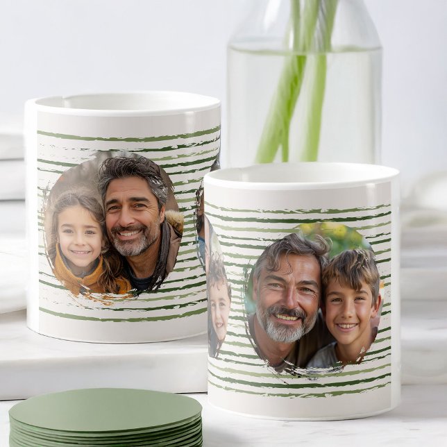 Caneca De Café Fotos da família no desenho verde neutro (Family photo gift mug)
