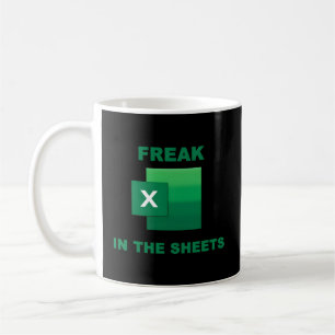 Caneca De Café Freak Nas Folhas Do Excel