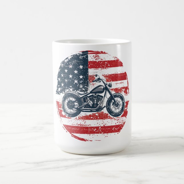 Caneca De Café Freedom Ride: Retro Motorcycle and American Flag (Centro)