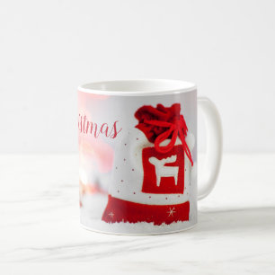 Caneca De Café Fundo com Arco Vermelho Bonito
