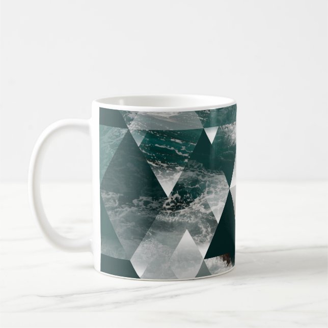 Caneca De Café fundo geométrico de abstrato com triângulos,  (Esquerda)