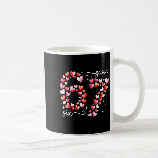 Caneca De Café Funny 67 Meme Six Seven Heart Matching Couples Val (Direita)