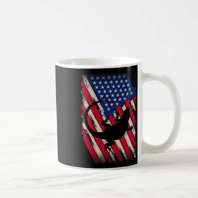 Caneca De Café Funny America Beared Dragon American Flag Happy 4 (Direita)