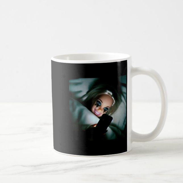 Caneca De Café Funny Doll Crying Face Meme Scrolling Sarcastic Hu (Direita)