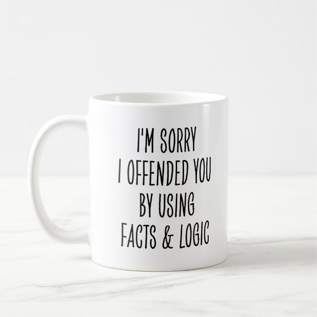 Caneca De Café Funny Engineer or Scientist Facts and Logic (Esquerda)