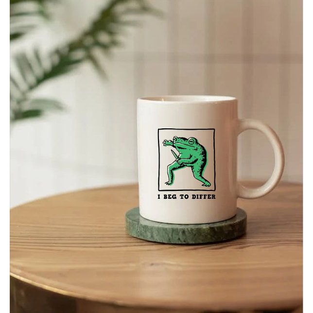 Caneca De Café Funny Frog with Knife – "I Beg to Differ" Meme (Criador carregado)