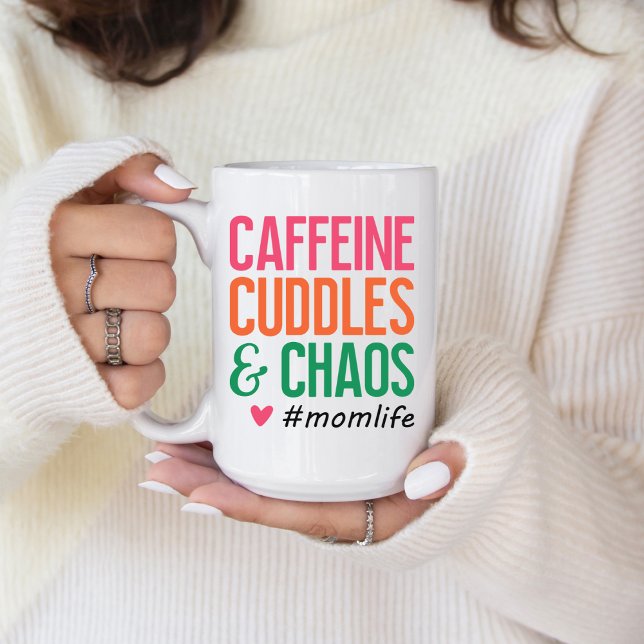 Caneca De Café Funny Mom Life Coffee Mug (Caffeine Cuddles & Chaos #momlife coffee mug. )