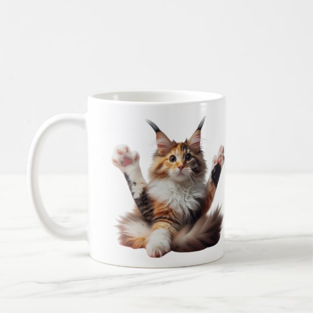 Caneca De Café Funny Stretching Maine Coon Kitten Photo (Esquerda)