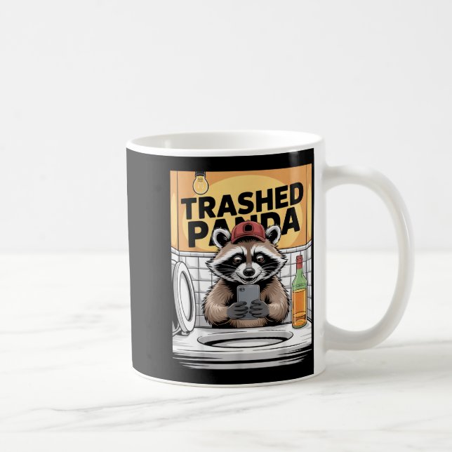 Caneca De Café Funny Trashed Panda Raccoon Gets Drunk  (Direita)