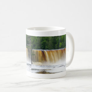 Caneca De Café Fúria no café Tahquamenon