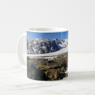 Caneca De Café Fusão de neve nas montanhas rochosas