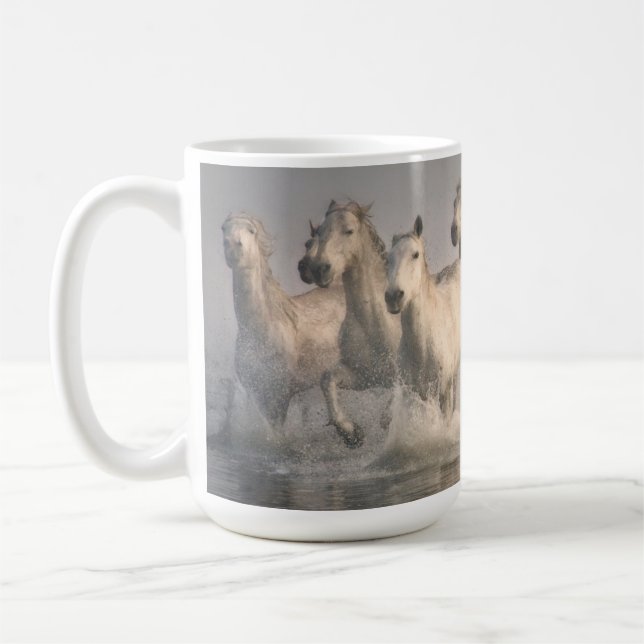 Caneca De Café Galopagem de Cavalos na Água do Mediterrâneo (Esquerda)