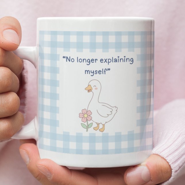 Caneca De Café Ganso Engraçado com Charme de Xadrez Azul ("No longer explaining myself" funny goose mug)