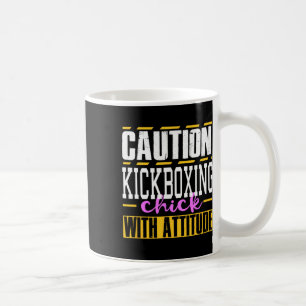 Caneca De Café Garota engraçada de kickboxing com atitude mulhere