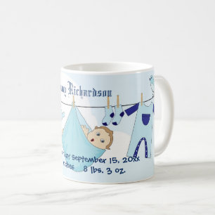 Caneca De Café Garoto Bonito na Linha de Roupas