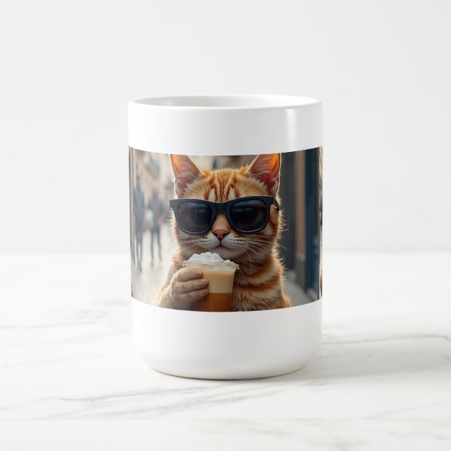 Caneca De Café Gato Bebendo Café Em Uma Rua (Centro)