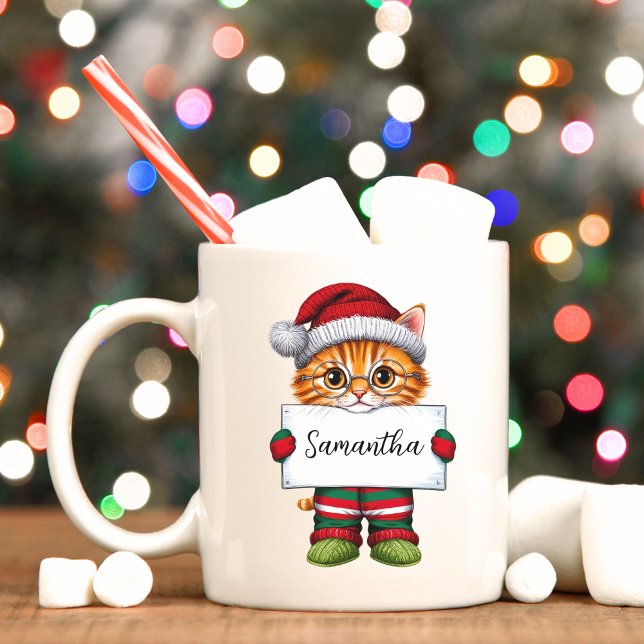 Caneca De Café Gato Laranja Bonito Personalizado De Cama De Natal (Orange kitty wearing a Santa hat and Christmas pajama, custom Christmas mug. Cat lover gift idea)