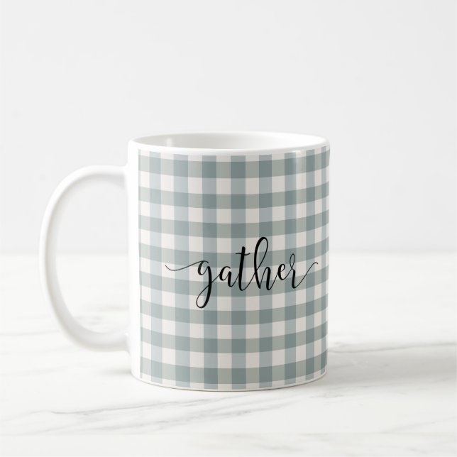Caneca De Café Gingham Typografia Xadrez Script "Gather" País (Esquerda)
