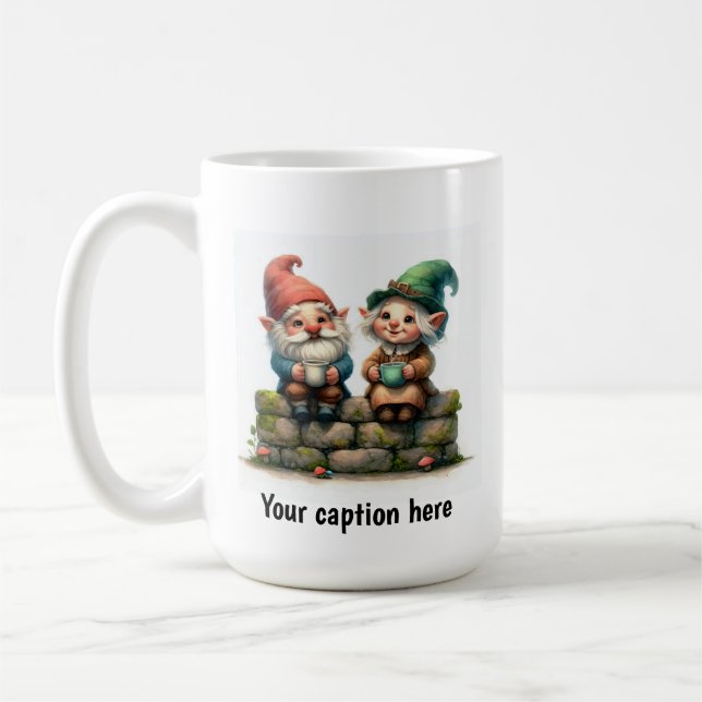 Caneca De Café Gnomos Cheerful Aproveitando uma pausa de café (Esquerda)